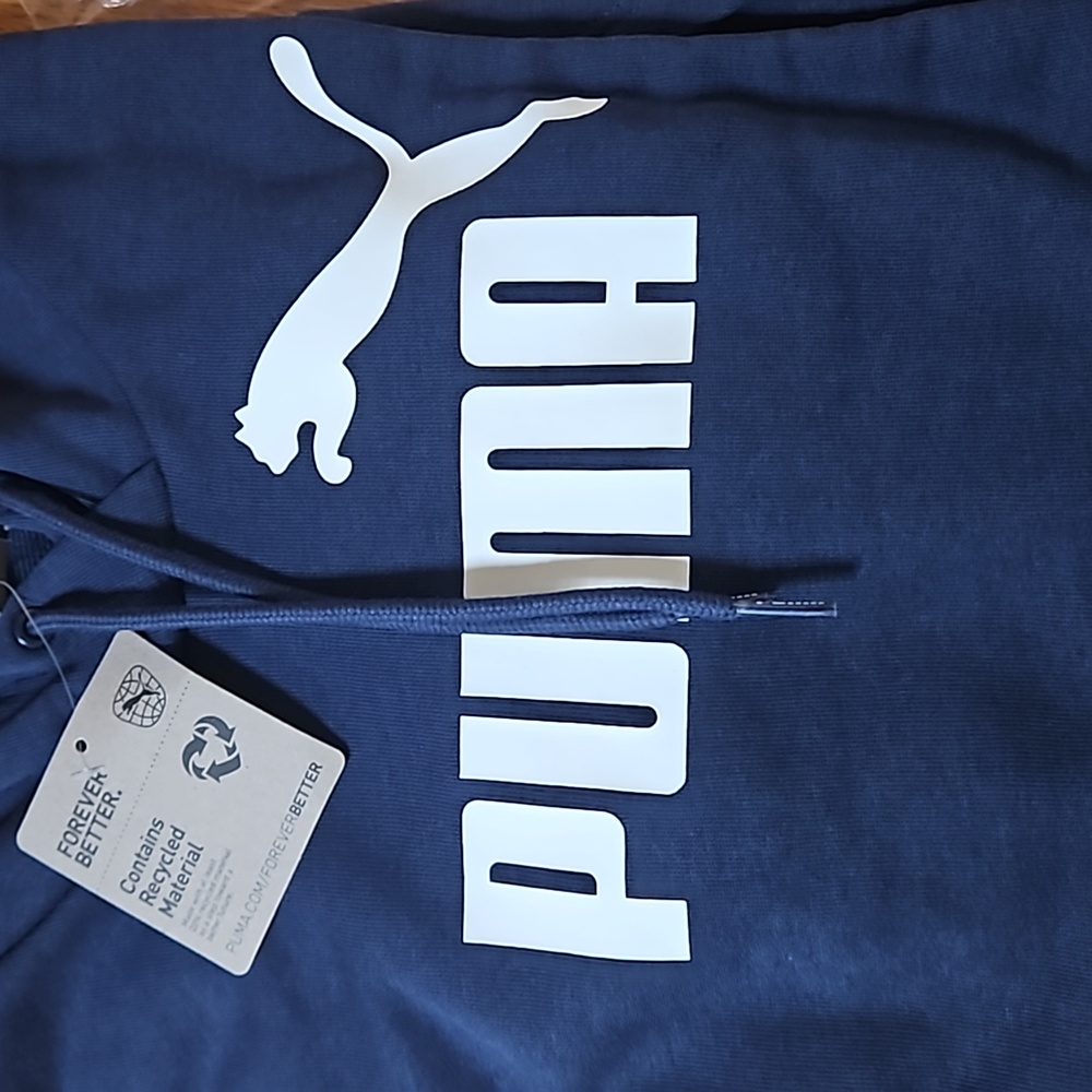 Women's Puma sweatshirt